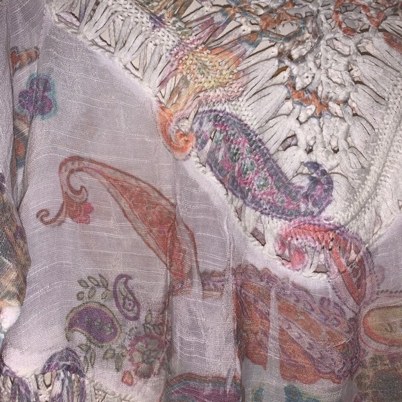 APRICOT | floral boho sheer top - Picture 3 of 4